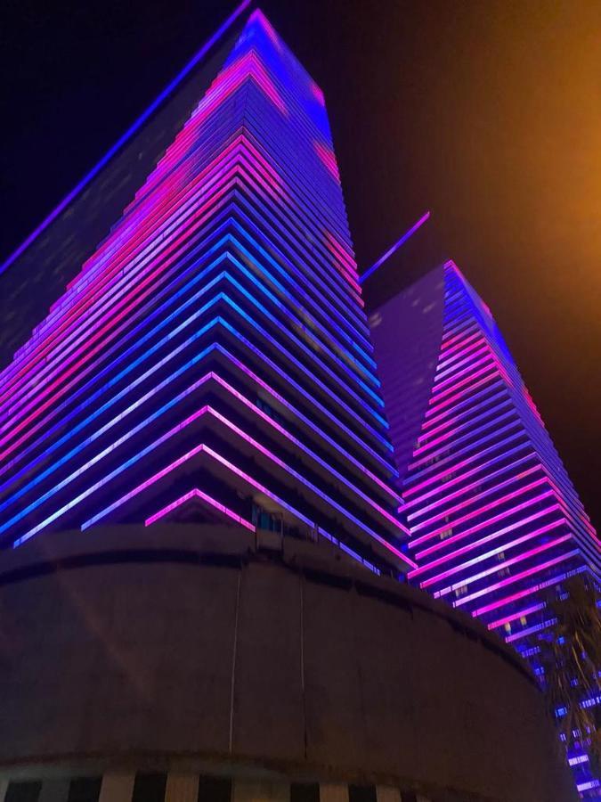 Апартаменты С Видом На Море Twin Towers Batumi, Orbi City Exterior photo